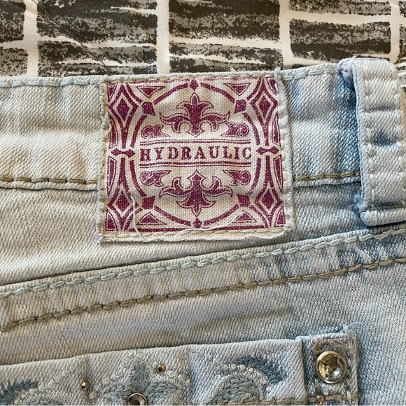 EUC Hydraulic Jean Shorts 11/12 - Picture 5 of 9